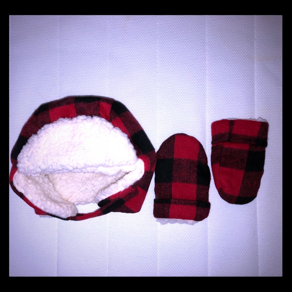 Baby Hat & Mitts